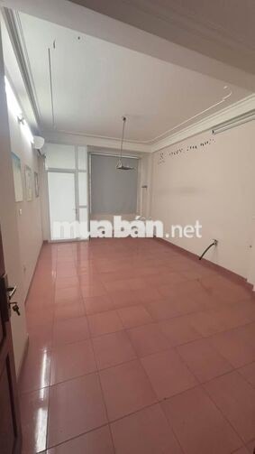 Cho thuê nhà ngõ 78 Duy Tân - 60m2 x 5 tầng, nhà đẹp ngõ ô tô đi lại