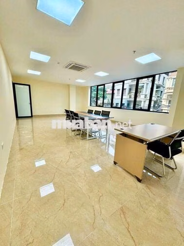 Văn phòng trung tâm Cầu Giấy: Diện tích 70m2 - 110m2 - 150m2...