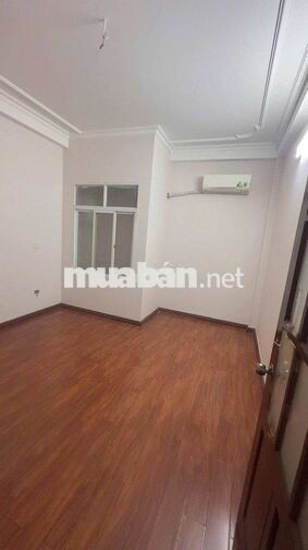 Cho thuê nhà ngõ 78 Duy Tân - 60m2 x 5 tầng, nhà đẹp ngõ ô tô đi lại