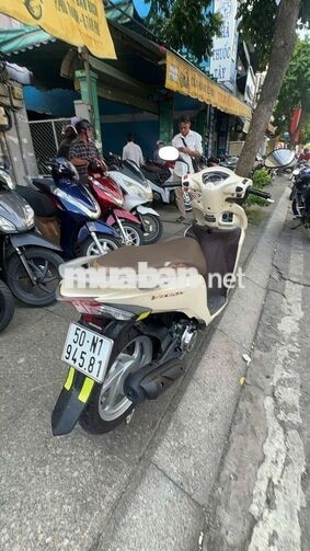 Honda Vision 2020 Smartkey màu Kem