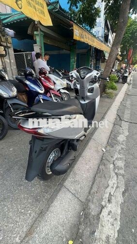 Honda Lead FI 2019 Bạc