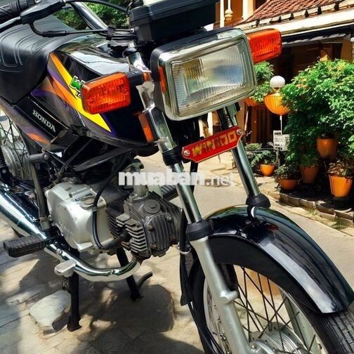 Honda Win 100 indonesia màu đen đời chót giá yêu