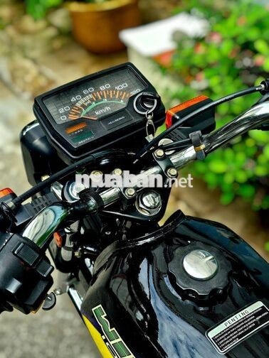 Honda Win 100 indonesia màu đen đời chót giá yêu
