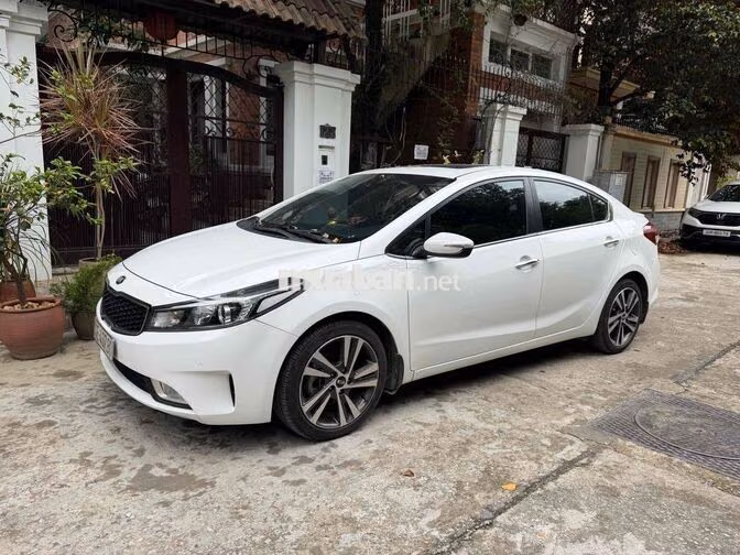 Kia Cerato 2017 Trắng Tự động