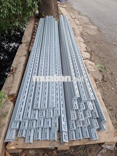 LÁI XE BÁN TẢI HOẶC XE TẢI NHỎ GIAO HÀNG + RÁP KỆ