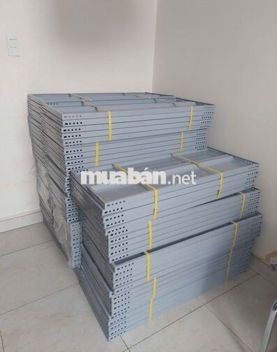 LÁI XE BÁN TẢI HOẶC XE TẢI NHỎ GIAO HÀNG + RÁP KỆ