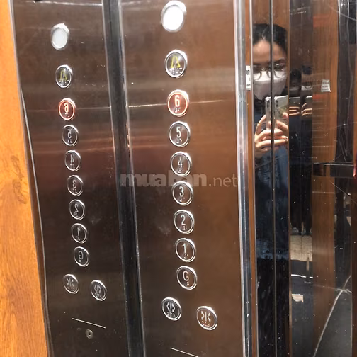 BÁN NHÀ (BÁN KHÁCH SẠN LY LY) BỜ BAO TÂN THẮNG ĐỐI DIỆN  AEON TÂN PHÚ