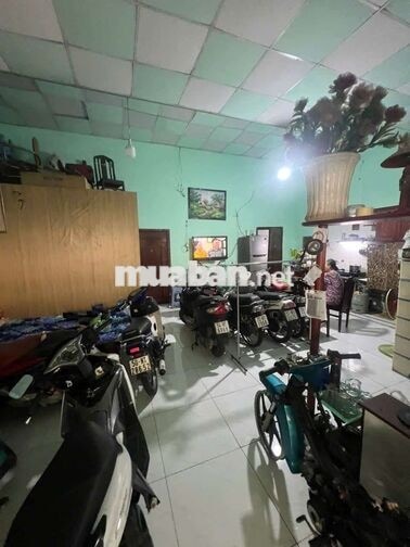 Cho thuê nhà 1 xẹt NGuyễn văn Quá DT 4x13 . 1 trệt 1Lầu 2PN 2WS .