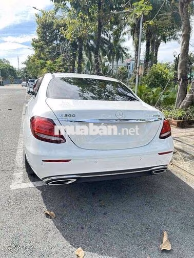 Mercedes-Benz W213 E200 2017 Trắng 65315 km