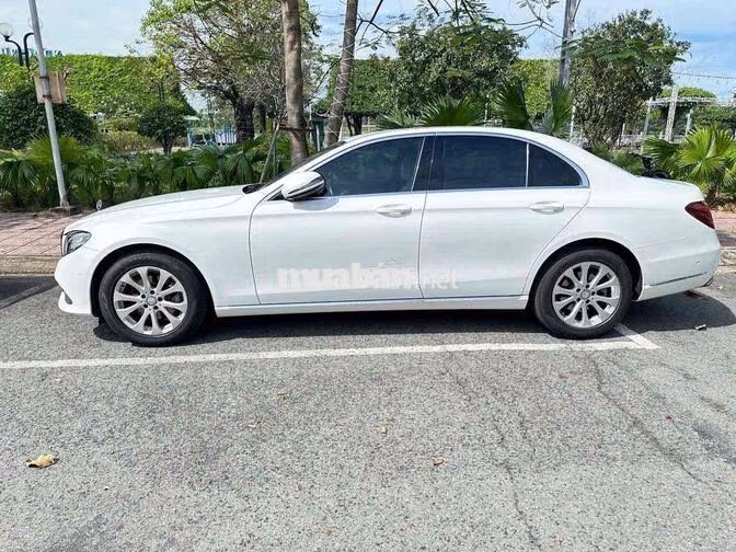 Mercedes-Benz W213 E200 2017 Trắng 65315 km