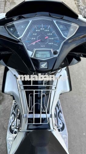 Honda Airblade fi 2018 Đen trắng ( hỗ trợ góp )