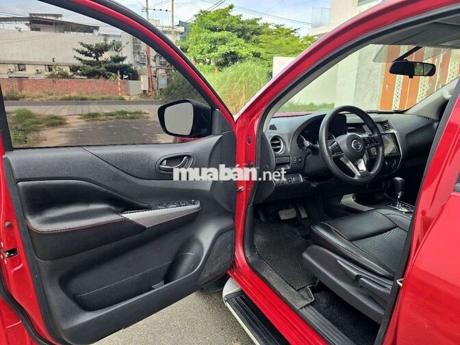 Nissan Navara 2023 Đỏ 80000 km