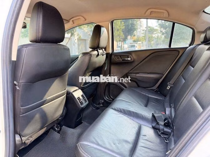 Honda City 1.5Top 2018-87000km