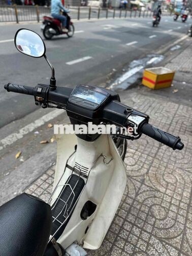 Honda Dream LongShen Đen, trắng