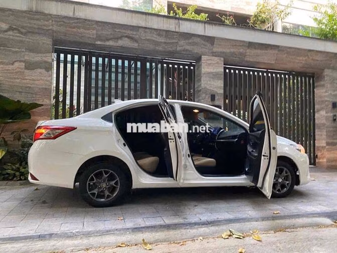 Toyota Vios 2019 Trắng 5 chỗ