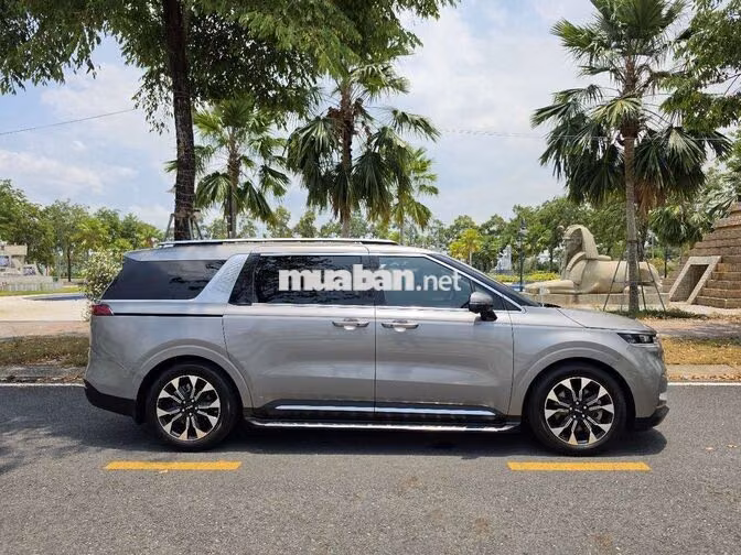 KIA CARNIVAL 2022 DẦU SIGNATURE SIÊU SANG