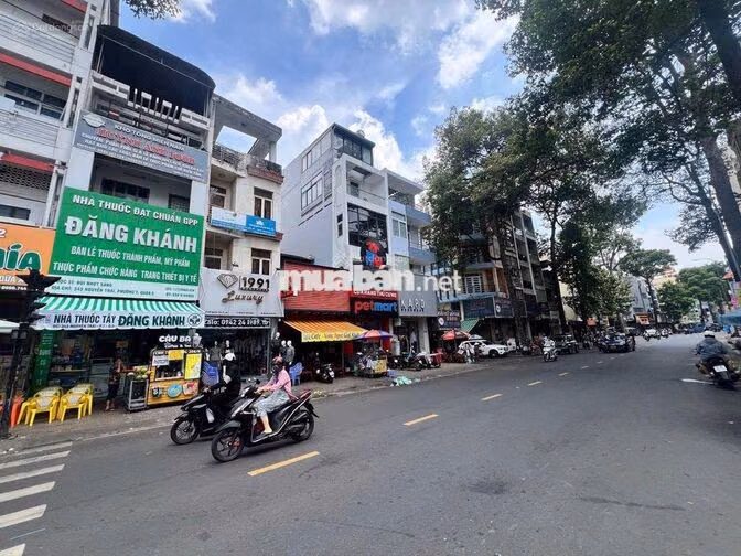 MẶT TIỀN NGUYỄN TRÃI , QUẬN 5 - 4,1x16m - 4 TẦNG - GIÁ THUÊ: 55 TRIỆU
