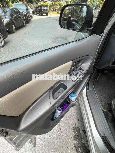 Toyota Innova 2.0E 2013 Bạc Hàn Quốc