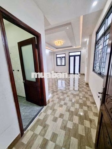 Nhà 5x20m 2Lầu (4PN 5WC) Sân Rộng. Hẻm 6m Thông. 1/ BÌNH TRỊ ĐÔNG