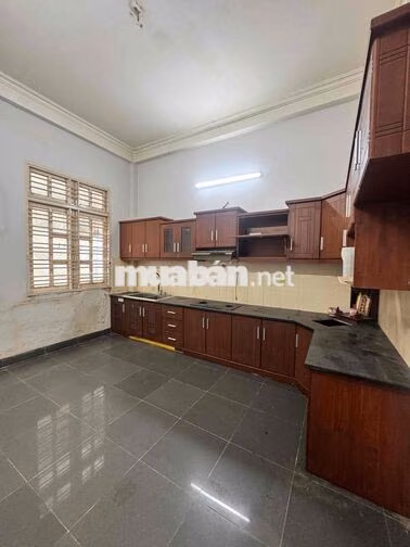 NHÀ MẶT TIỀN TRẦN BÁ GIA0 (4x21M) - 4 PHÒNG NGỦ CÓ SÂN ĐỂ XE
