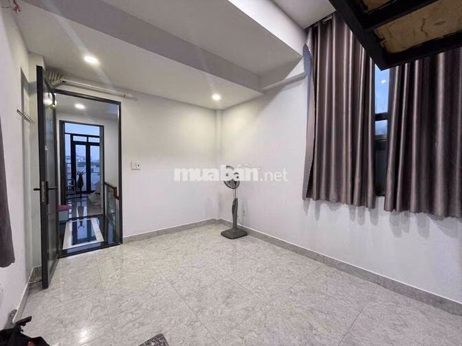 DUPLEX RẺ NHẤT KHU VỰC NGAY CỔNG ĐẠI HỌC VĂN LANG