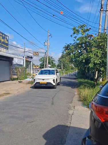 Bán nhà nát tiện xây mới. 8,28 mét * Dài 22 mét nở hậu– Hướng Đông Bắc