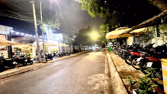 Bán nhà đất mặt tiền 12x29 gần trường học, tiện kinh doanh, 245m2