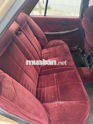 Toyota Cressida 1994 Số sàn Vàng cát