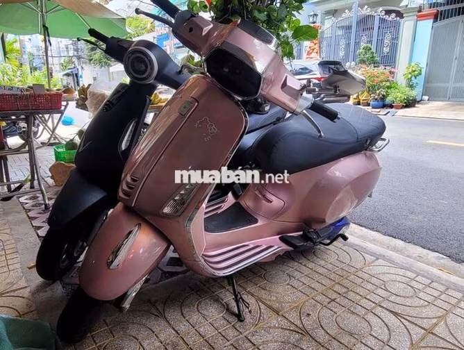 Piaggio Sprint 2015 màu Hồng