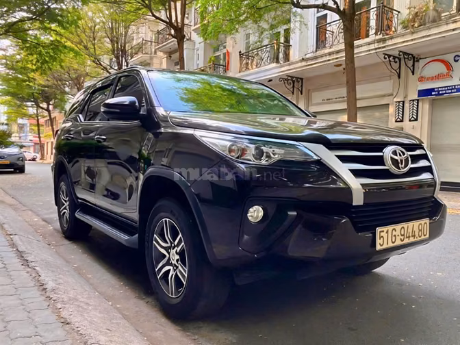 Toyota Fortuner bản G hàng nhập Indo SX 2019