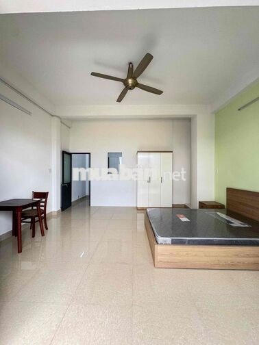CHDV 1PN TÁCH BẾP BAN CÔNG - FULL NỘI THẤT CƠ BẢN NGAY NGÃ TƯ BẢY HIÊN