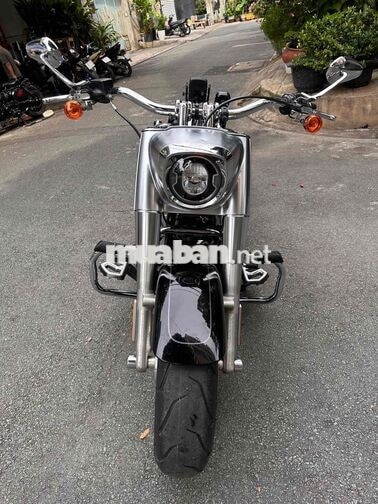 Harley-Davidson Fat Boy 2018 Mỹ Đen 16.000 miles