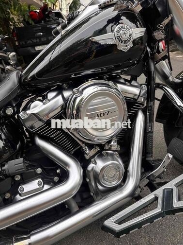 Harley-Davidson Fat Boy 2018 Mỹ Đen 16.000 miles