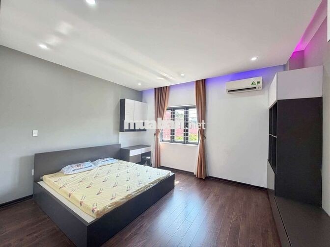 CHO thuê nhà mặt tiền đường Trương quang được
