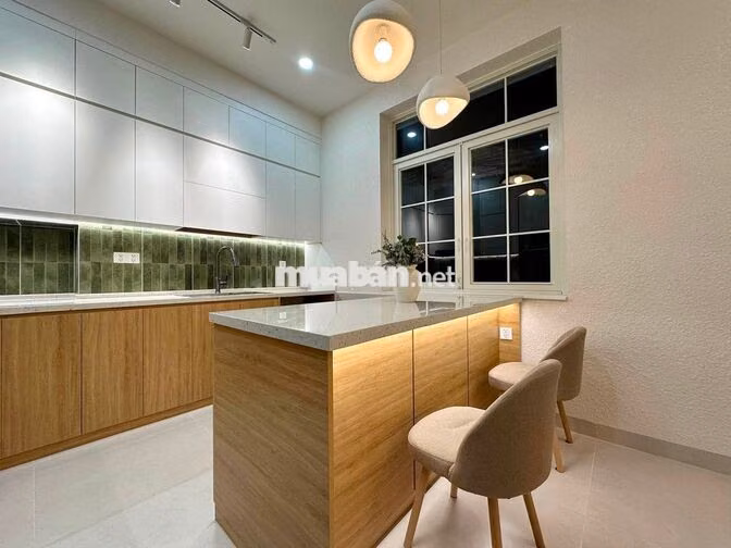 Chính chủ cho thuê biệt thự 2 MT ở cung đường Hoa Phú Nhuận, nhà mới 