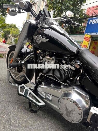 Harley-Davidson Fat Boy 2018 Mỹ Đen 16.000 miles