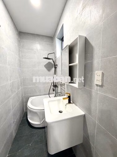 CHO THUÊ CĂN HỘ 1 PN FULL NỘI THẤT CÓ CỬA SỔ THOÁNG MÁT ĐƯỜNG MÊ LINH