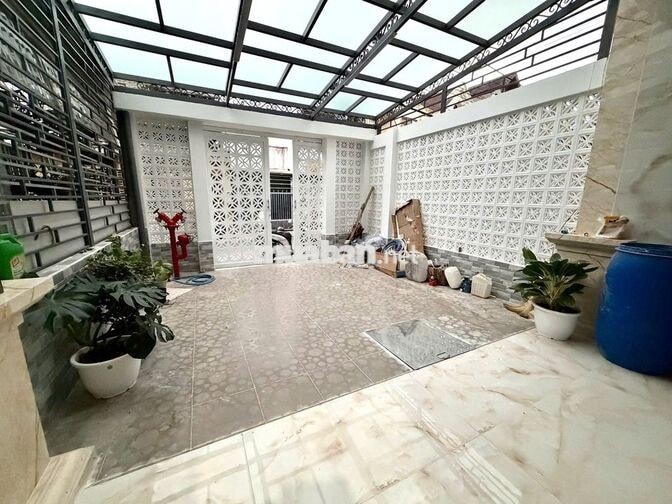CHO THUÊ CĂN HỘ 1 PN FULL NỘI THẤT CÓ CỬA SỔ THOÁNG MÁT ĐƯỜNG MÊ LINH