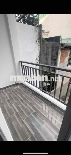 miễn phí tiền phòng tháng 8. Phòng mới xây gần iuh, cđ bách khoa