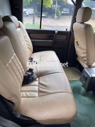 Isuzu Trooper 2005 Số sàn 4x4 máy 3.2