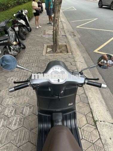Piaggio Vespa GTS 125 Xám Đã sử dụng
