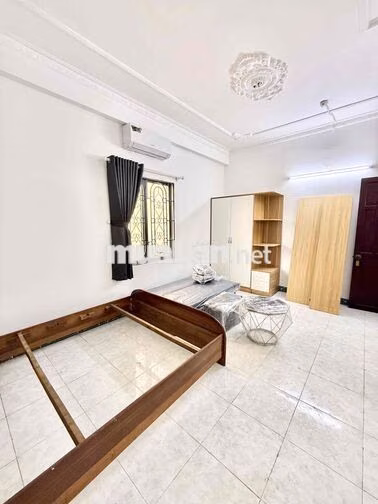 NHÀ MỚI ĐẦY ĐỦ NỘI THẤT MỚI 100% MẶT TIỀN HOÀNG HOA THÁM