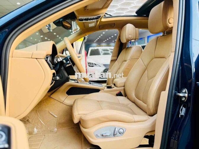 Porsche Macan Model 2015 Xanh PDK 7 cấp