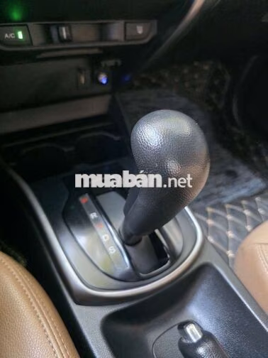 Honda City Tự động Xăng 5 chỗ Bạc