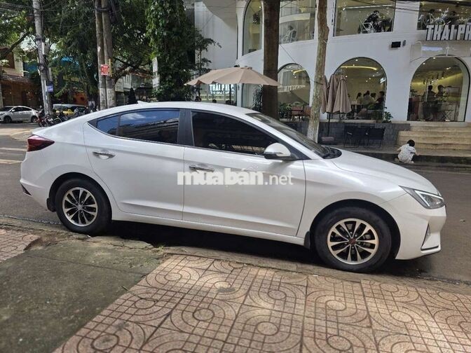 Hyundai Elantra GLS MT 2019 Số sàn Trắng