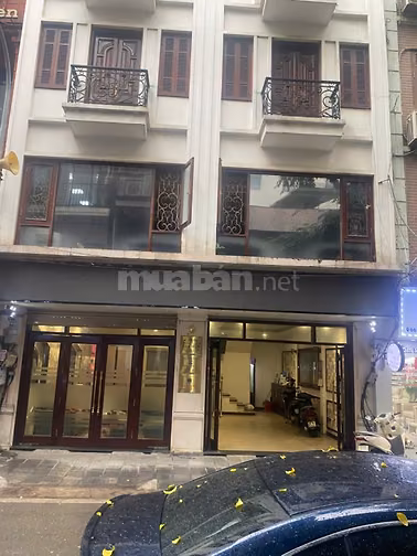 Cho thuê nhà mặt phố Bùi Thị Xuân, Hai Bà Trưng, tầng 1, DT 80 m2