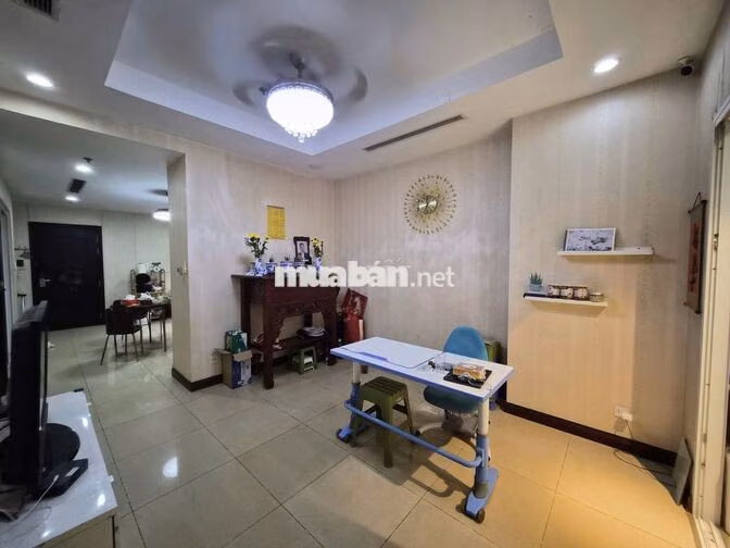 Chính chủ cho thuê nhà tại tầng 12A R4B Royal City