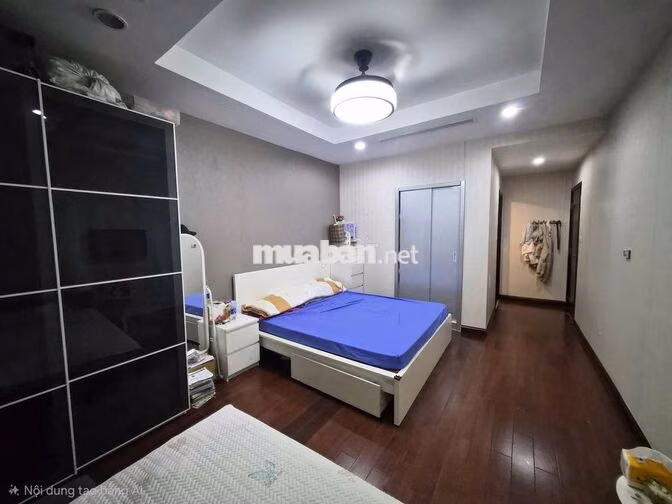 Chính chủ cho thuê nhà tại tầng 12A R4B Royal City