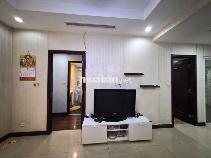 Chính chủ cho thuê nhà tại tầng 12A R4B Royal City