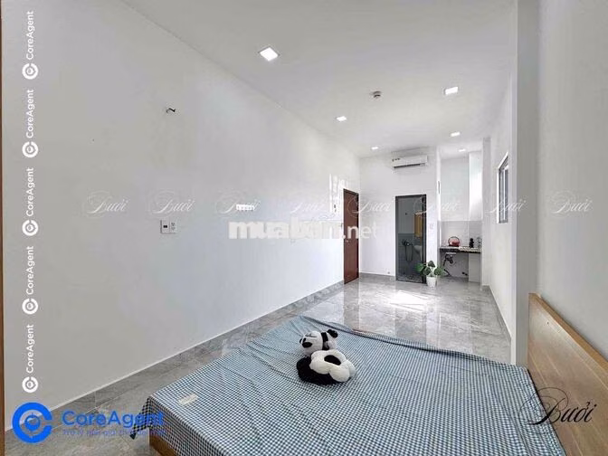 PHÒNG RỘNG RÃI FULL TIỆN ÍCH - THANG MÁY - NGAY NGÃ TƯ BỐN XÃ